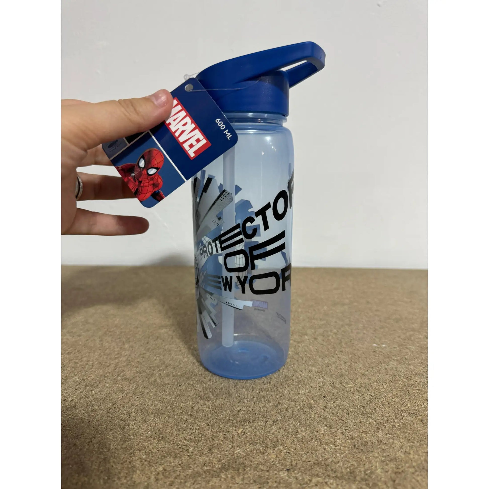 Botella cantimplora plástico Spiderman 600ml - agua
