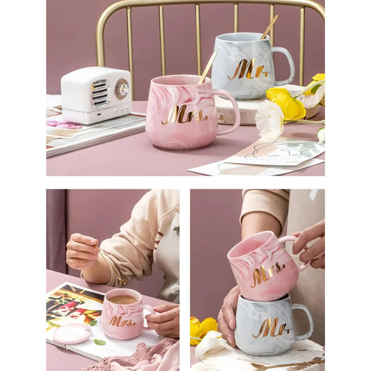 Tazas de Cerámica Mr y Mrs con Tapas Cucharas Juego 2 | Diseño Marmoleado para Parejas Regalo Original Boda Aniversario