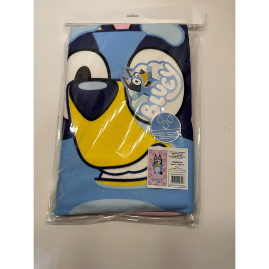 Toalla Playa Piscina Bluey Rosa 70x140cm infantil de microfibra para niños