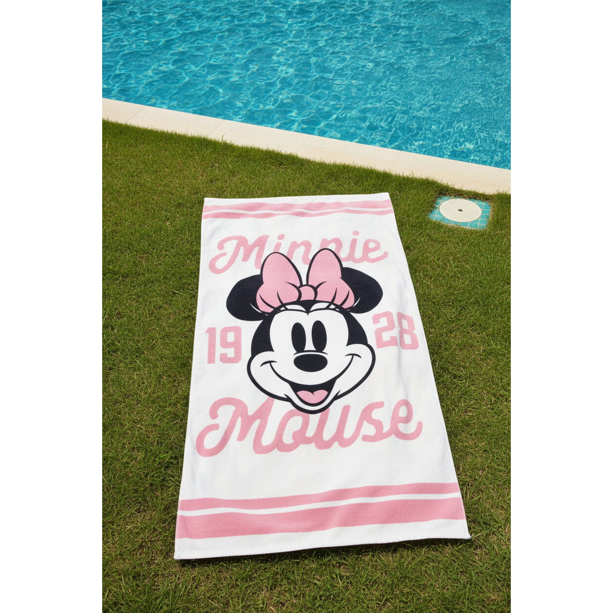 Toalla de playa y piscina Minnie Mouse Disney grande 90x170cm