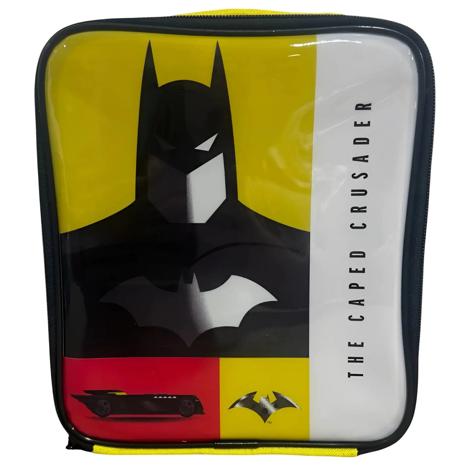 Bolsa con cremallera Batman negro y amarillo, raya blanca con texto The Caped Crusader y silueta Batmobile roja.