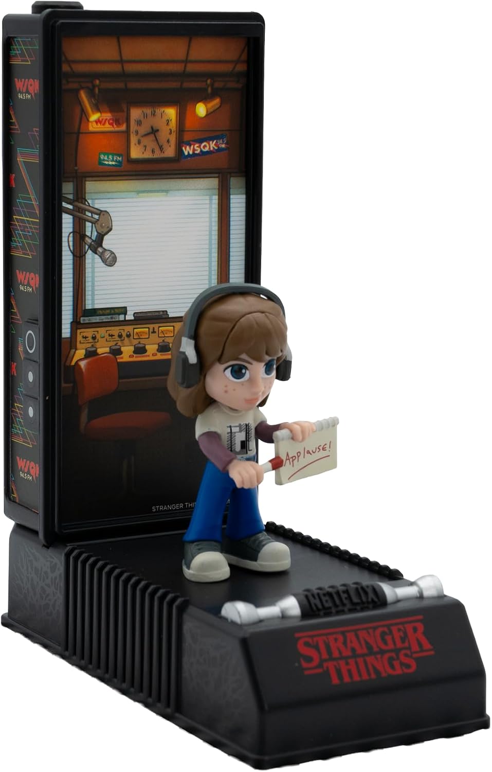 Figura sorpresa Stranger Things en cápsula con forma de Walkie Talkie 16x7,6x6,4cm