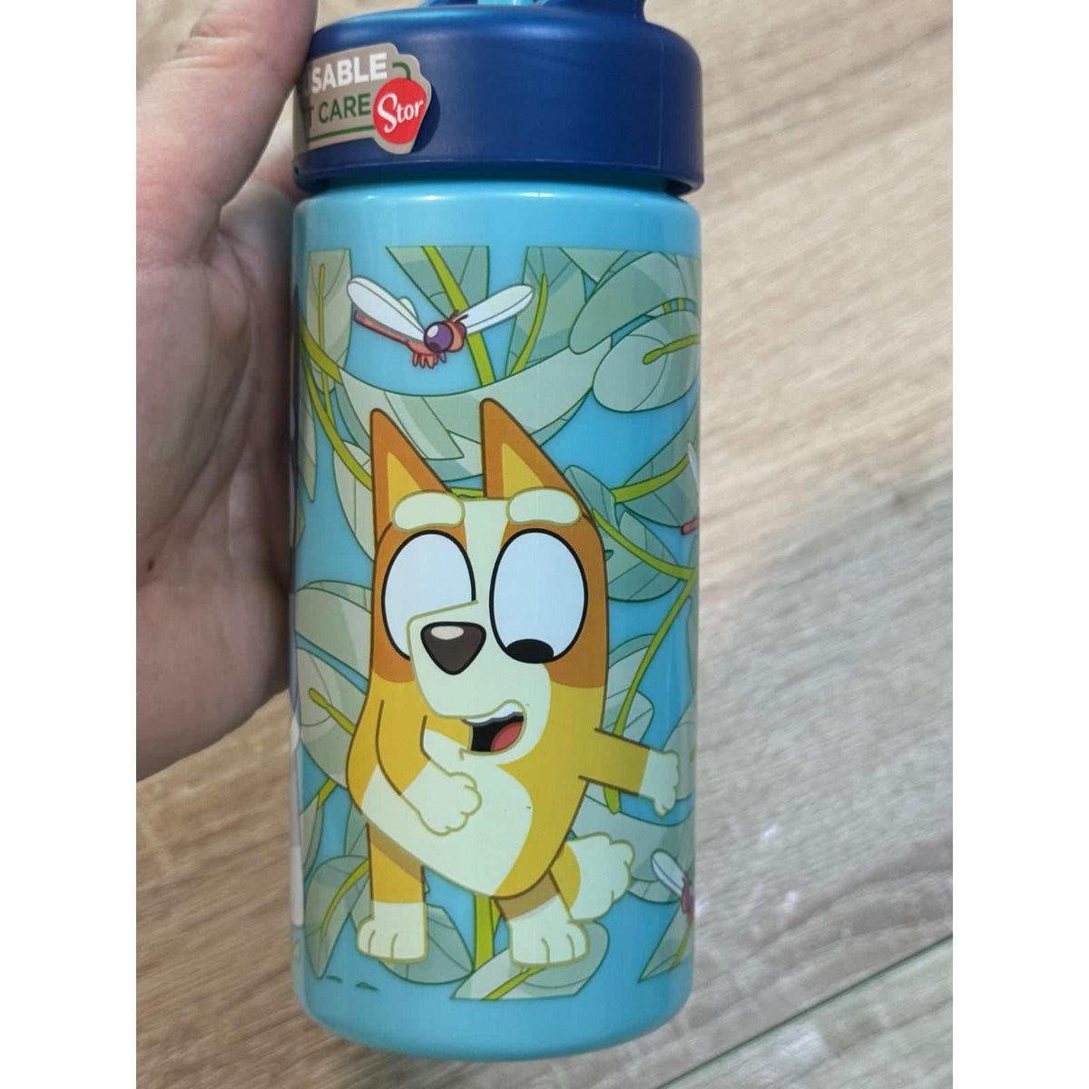 botella de agua deportiva bluey 410ml con pajita y asa