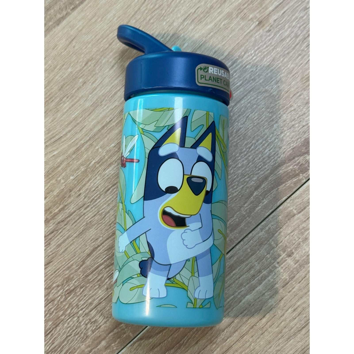 Botella de agua deportiva Bluey 410ml con pajita y asa cómoda