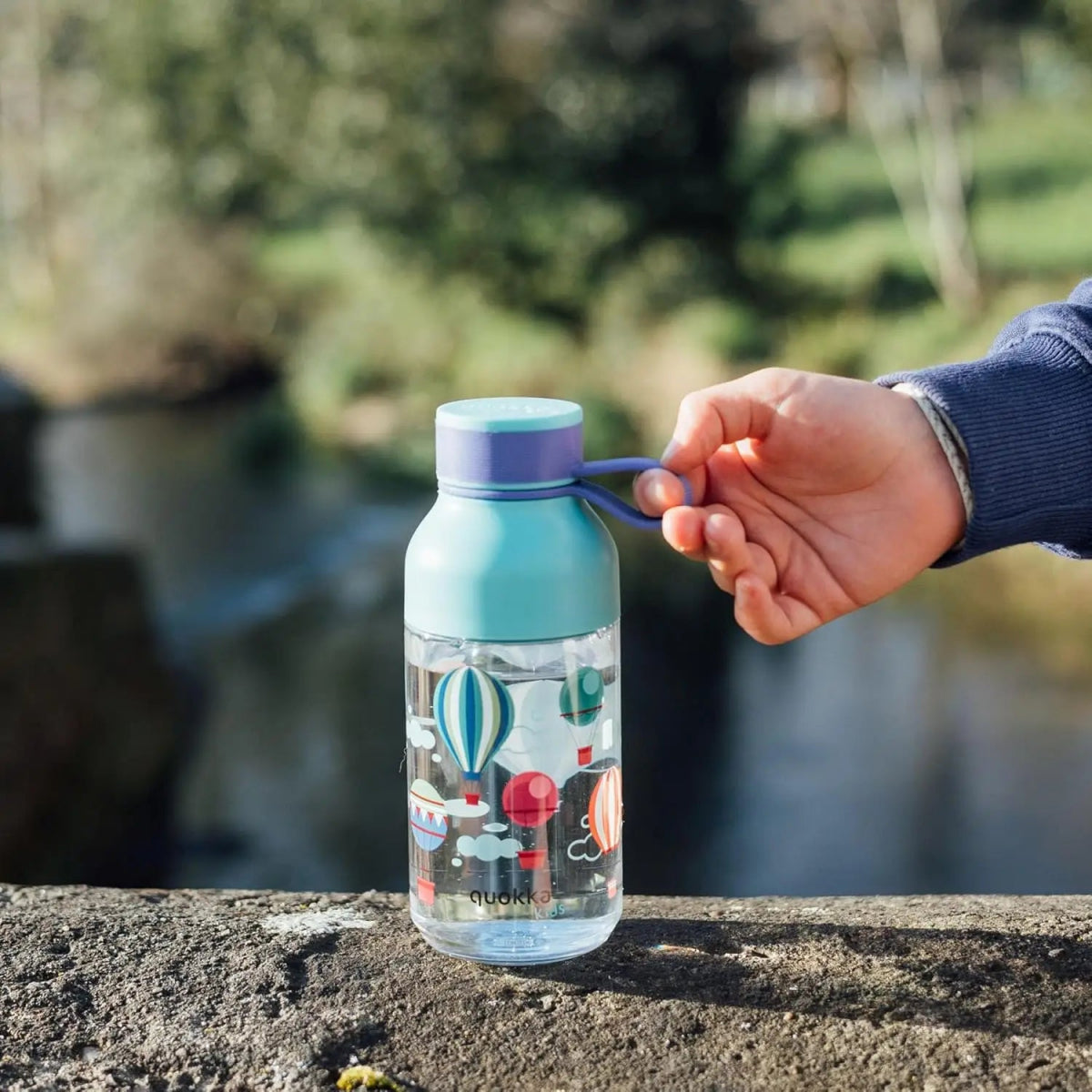 Botella plástico QUOKKA ICE KIDS BALLONS con colgador 430ML
