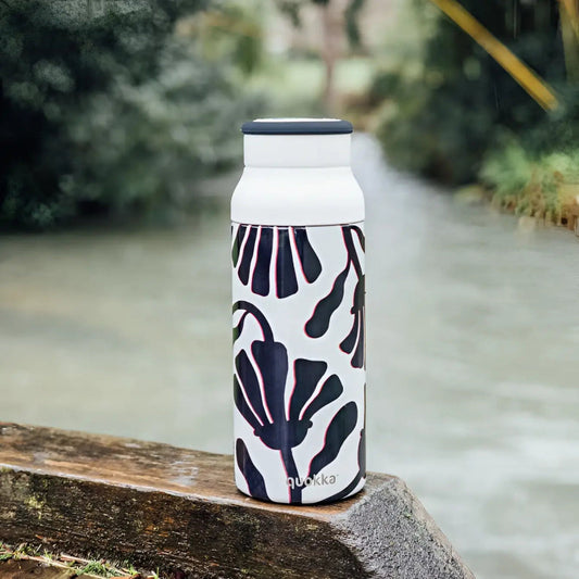 Botella térmica QUOKKA ECHO ABSTRACT LEAVES con asa de silicona 690ML