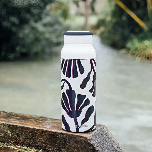Botella térmica QUOKKA ECHO ABSTRACT LEAVES con asa de silicona 690ML