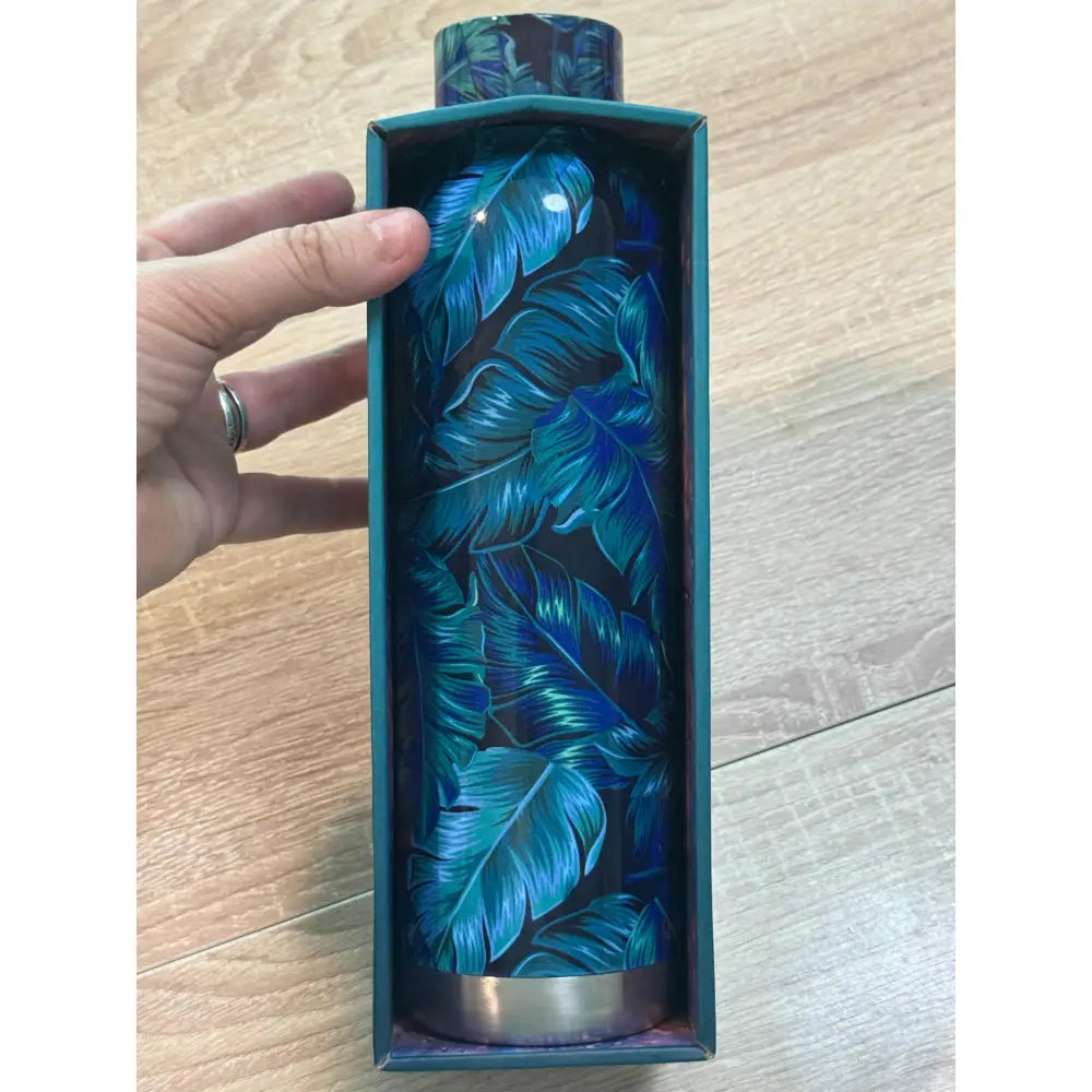 Botella térmica Quokka Solid Deep Jungle 630ml mantiene frío y calor para todo tipo de bebidas niños adultos acero