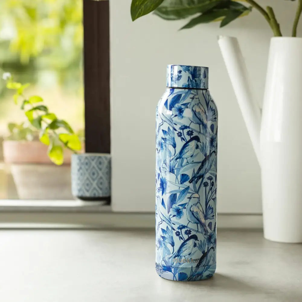 Botella térmica Quokka Solid Porcelain 630ml mantiene frío y calor para todo tipo de bebidas niños adultos acero
