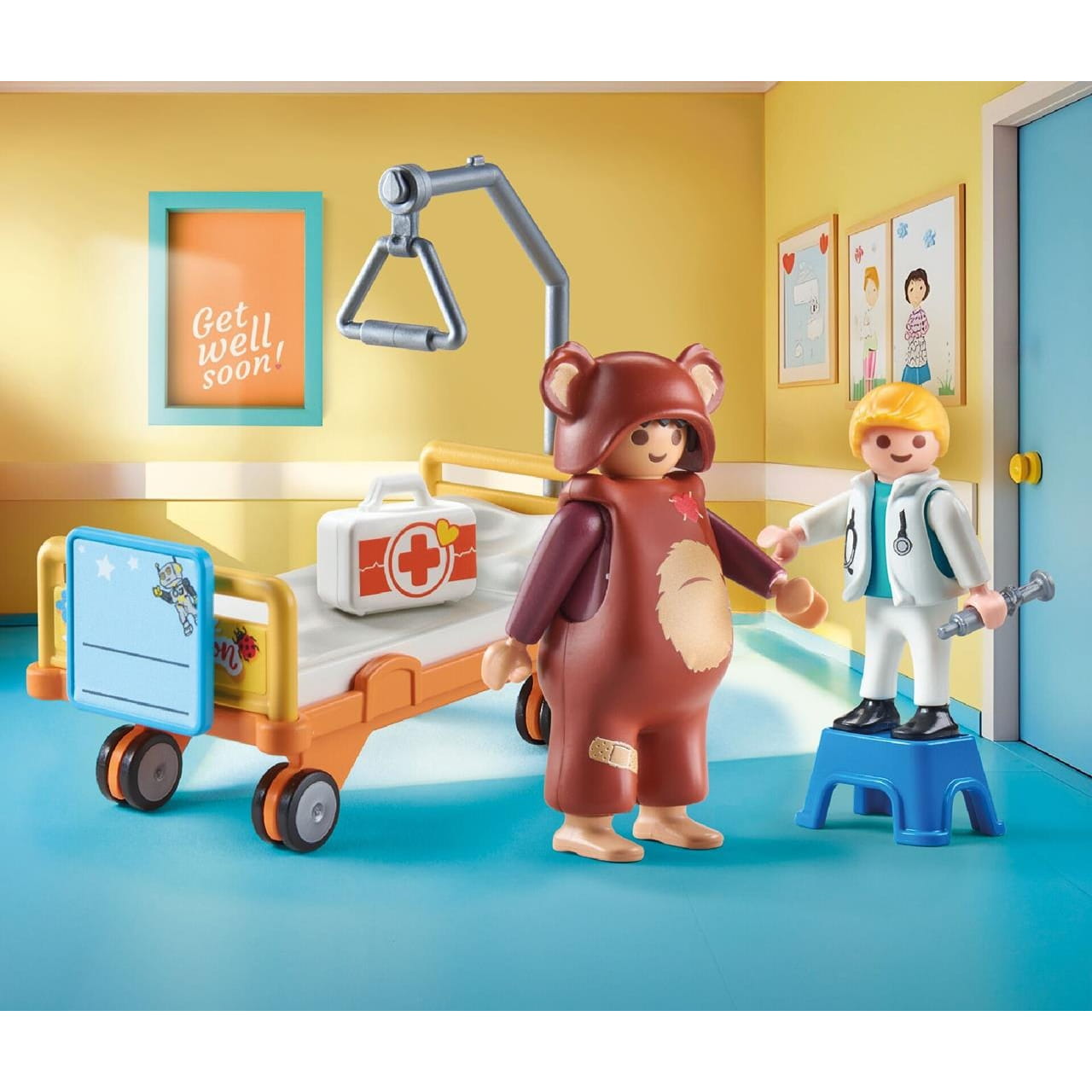 Figura oso en hospital ’Mejórate pronto’ Playmobil 71966 - Juguete