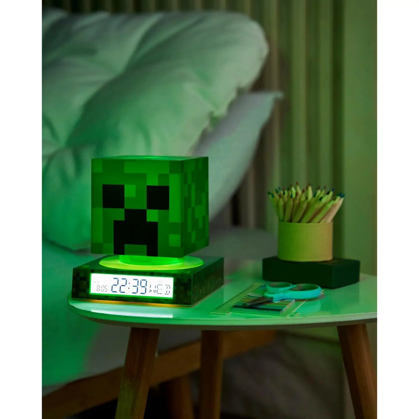 Lámpara infantil 3D con despertador MINECRAFT 25cm