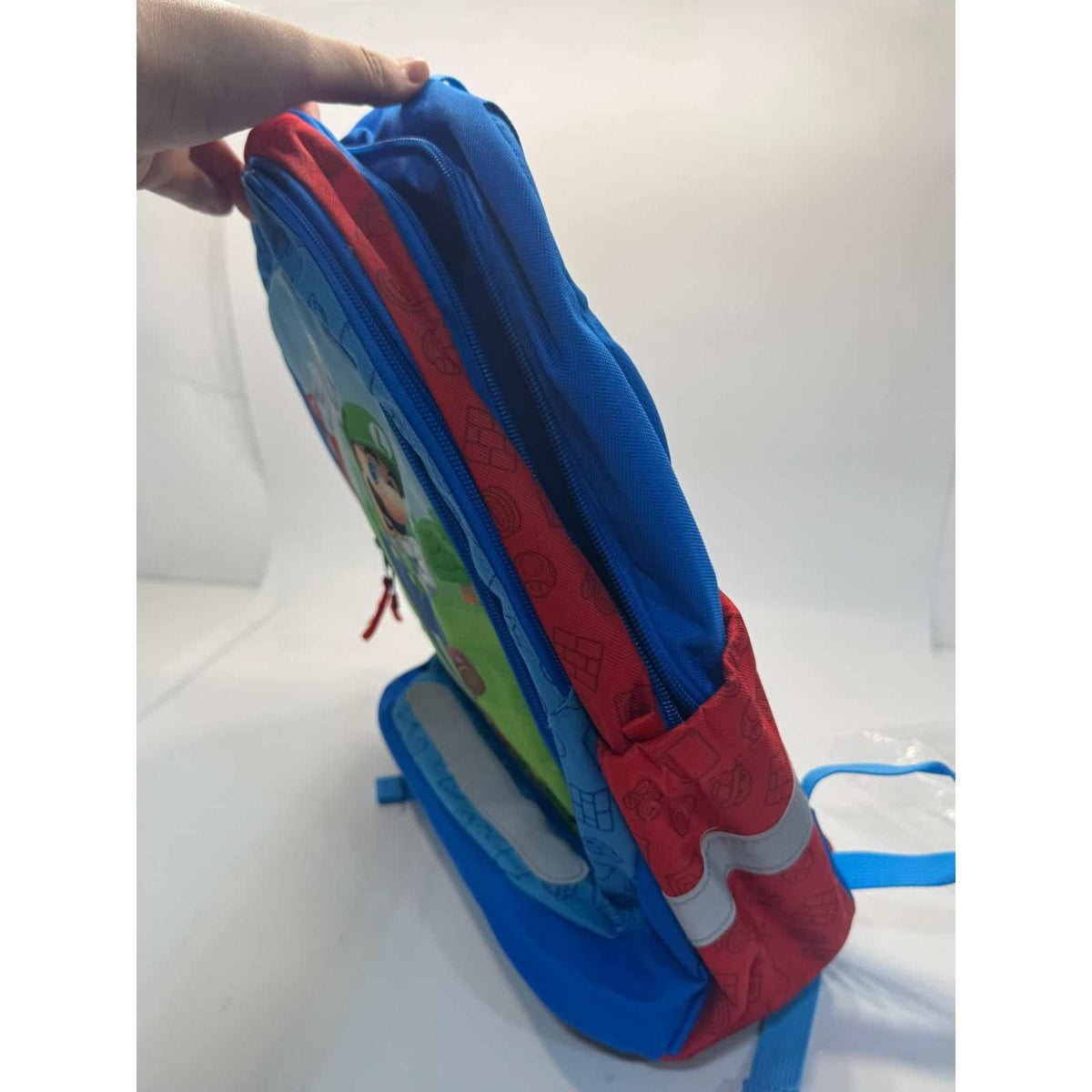 Mochila infantil Super Mario colorida para escuela y excursiones