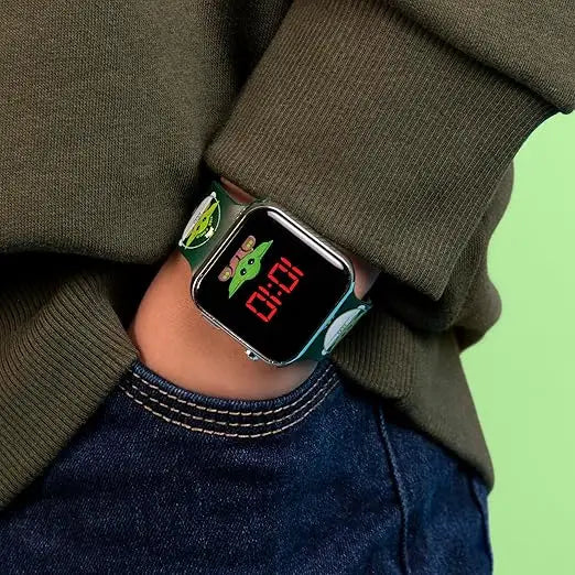 Reloj digital infantil led BABY YODA STAR WARS