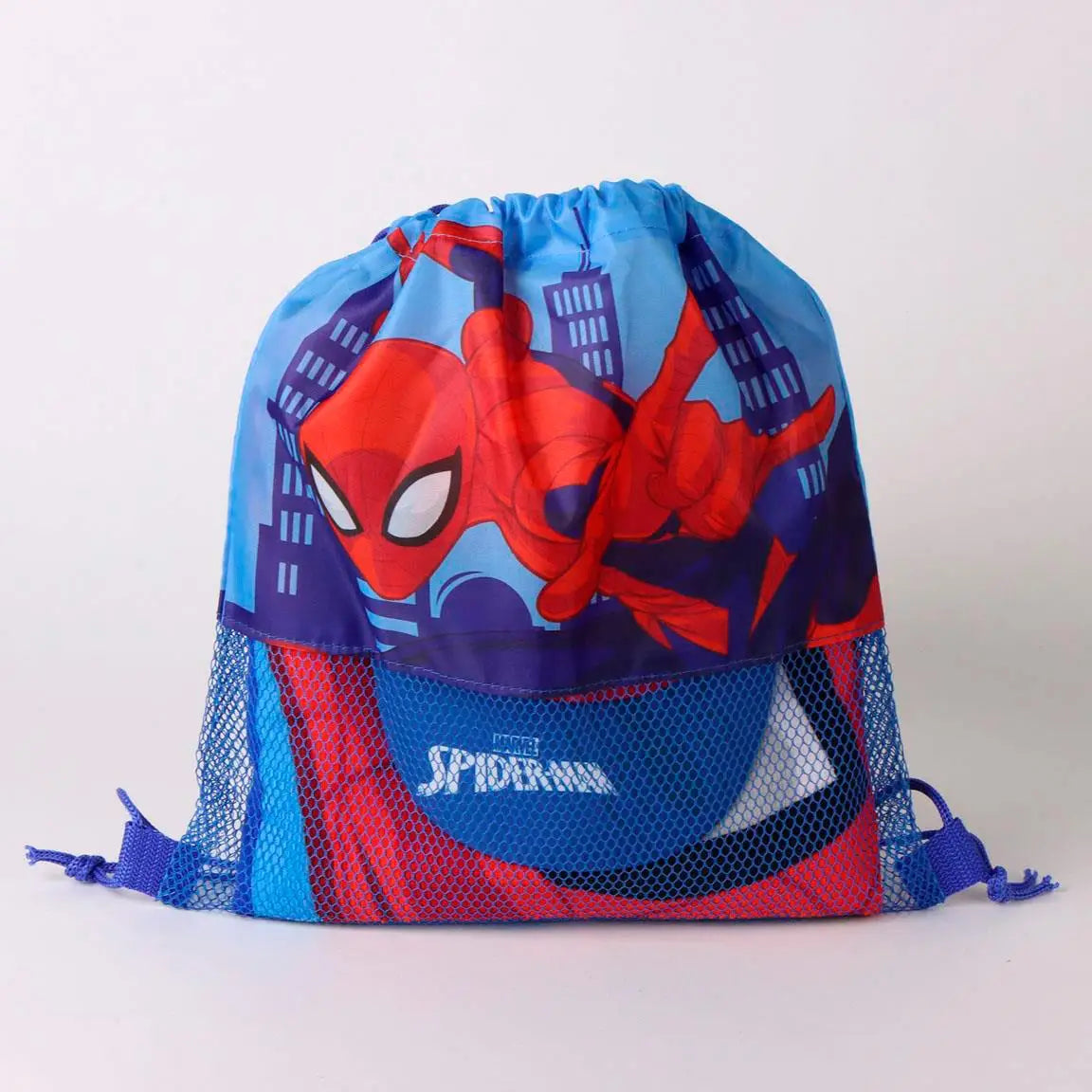 Set de toalla gorra y saco mochila Spiderman ideal verano