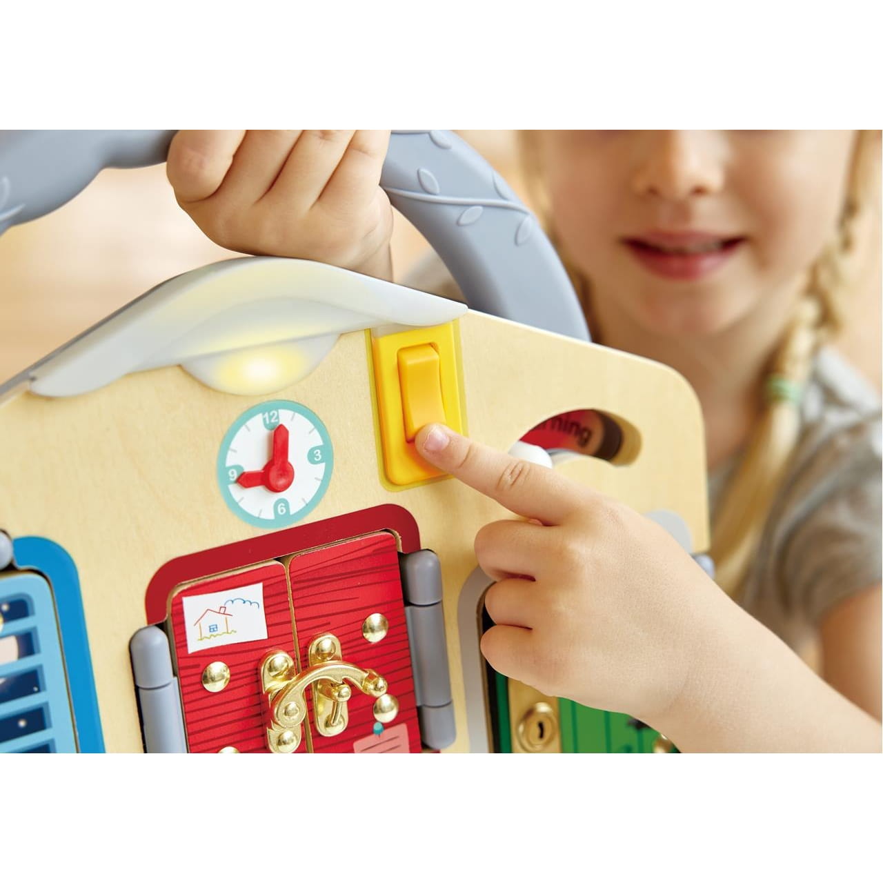 Tablero de juego bloquea y aprende con bloques de colores para niños