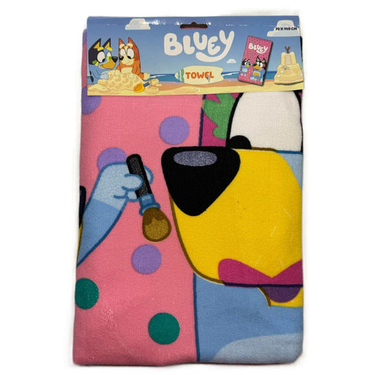 Toalla infantil microfibra bluey rosa para playa y piscina 70x140cm