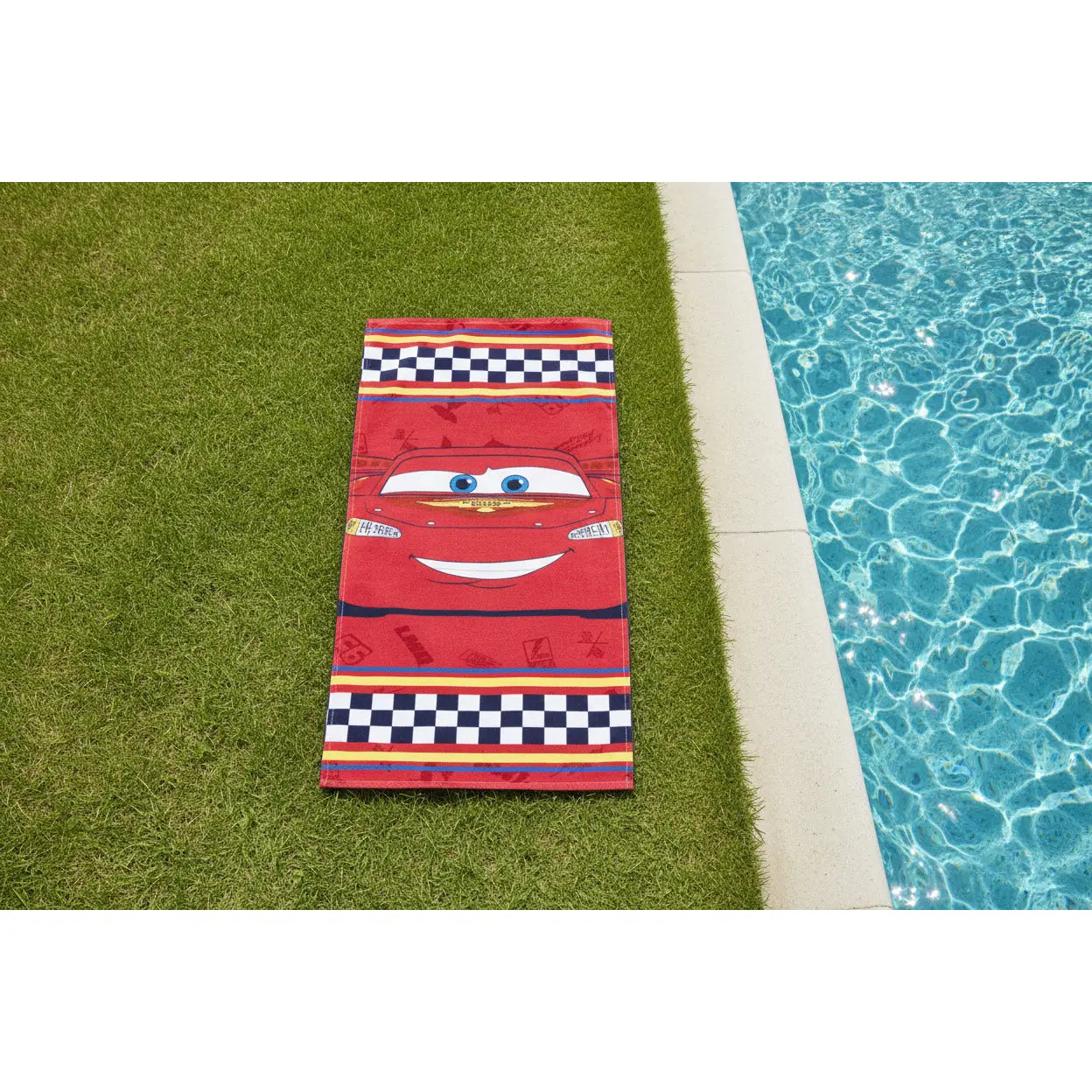 Toalla playa piscina infantil Cars Rayo McQueen Disney 70x140cm