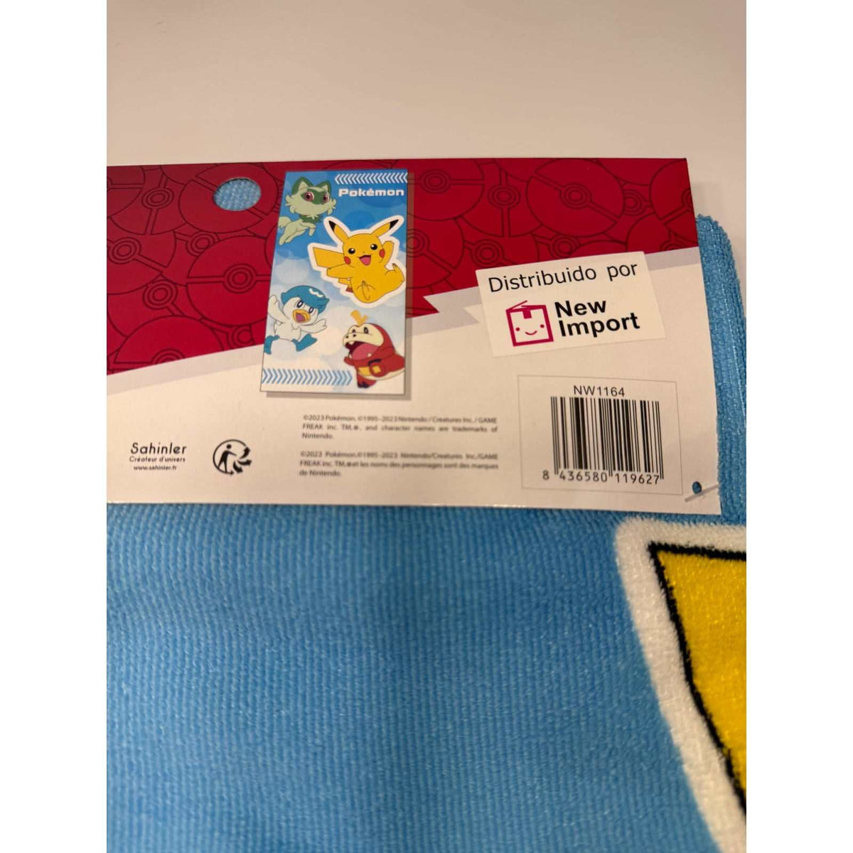 Toalla playa piscina infantil microfibra con personajes Pokémon Pikachu Sprigatito Fuecoco Quaxly
